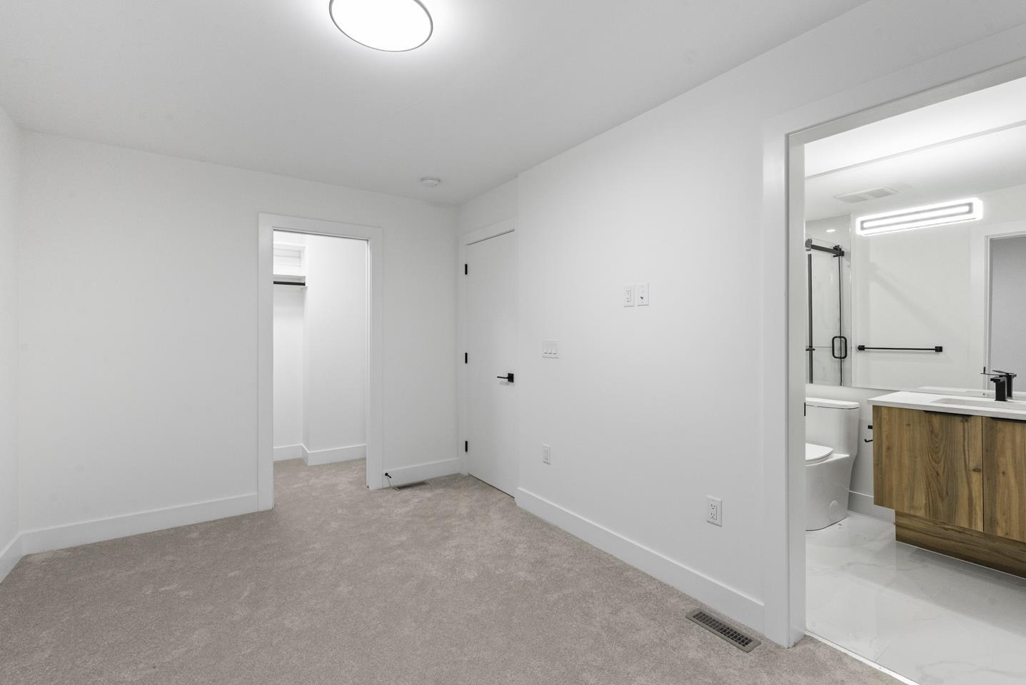 34 13895 64 Avenue Property Photo 18