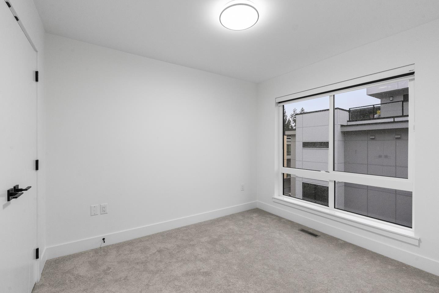 34 13895 64 Avenue Property Photo 21