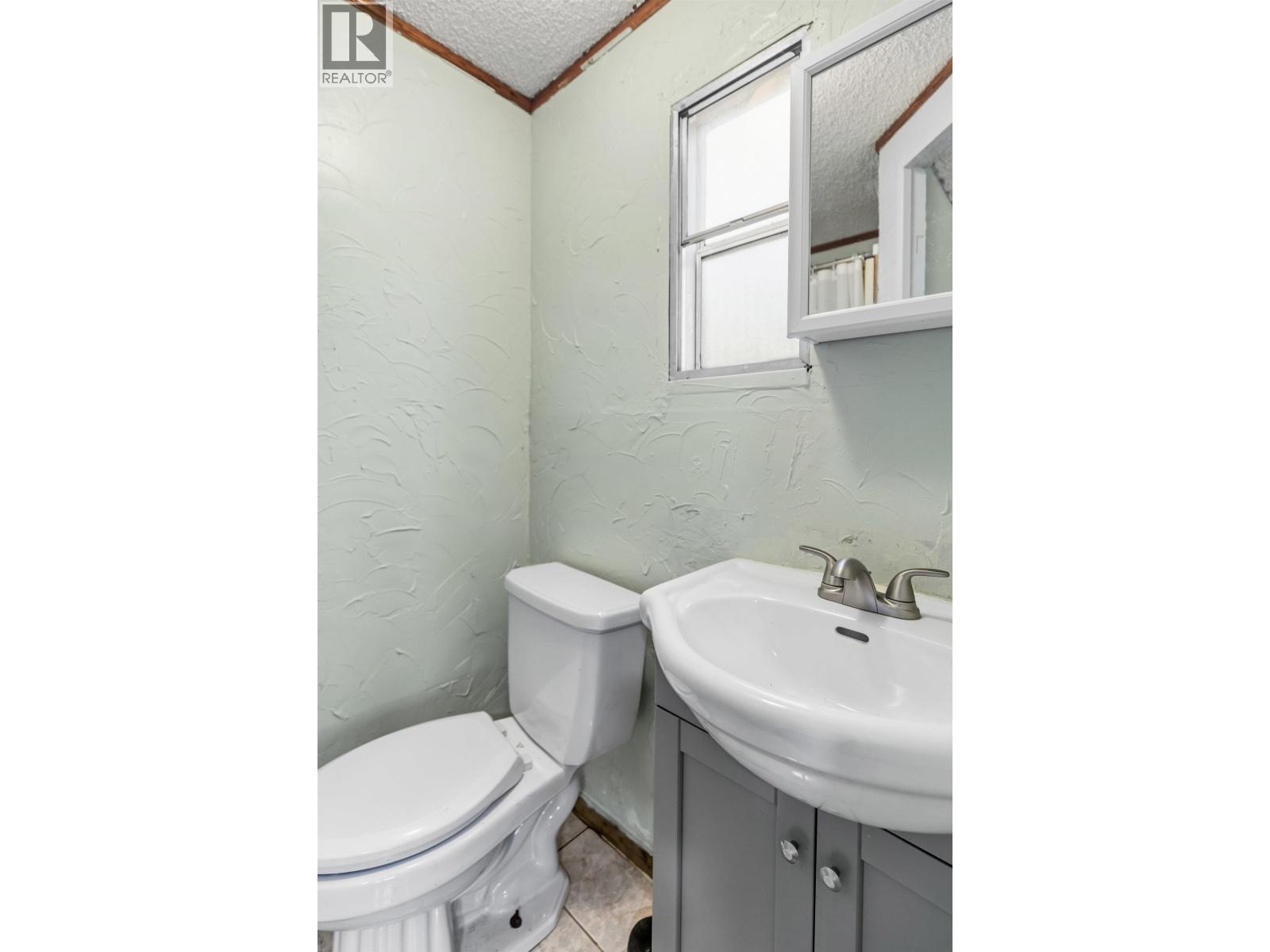7139 Glenview Drive Property Photo 14