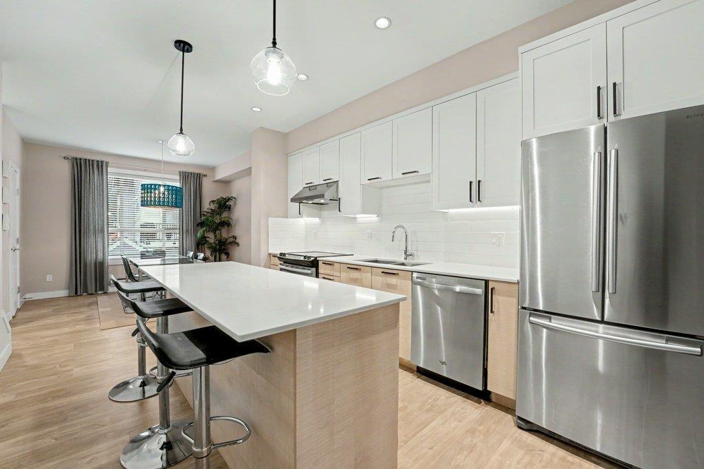 8 1708 King George Boulevard Property Photo 6