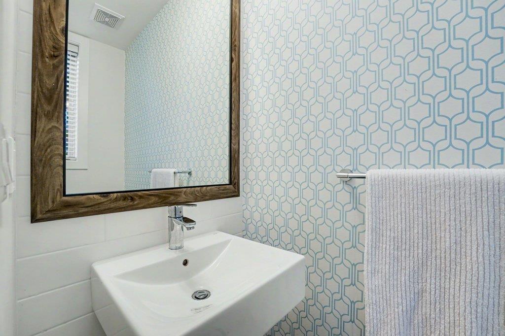 8 1708 King George Boulevard Property Photo 13