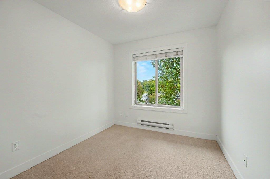 8 1708 King George Boulevard Property Photo 20