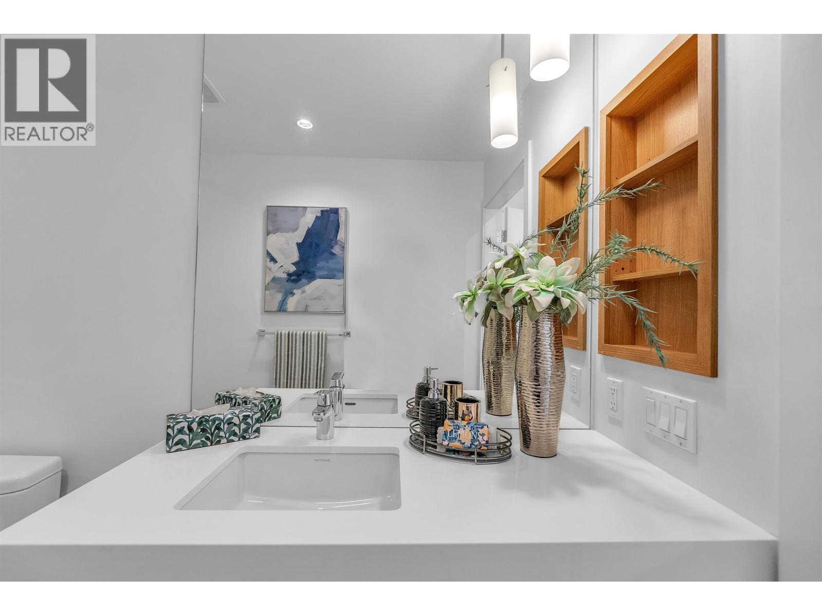 107 608 Como Lake Avenue Property Photo 17