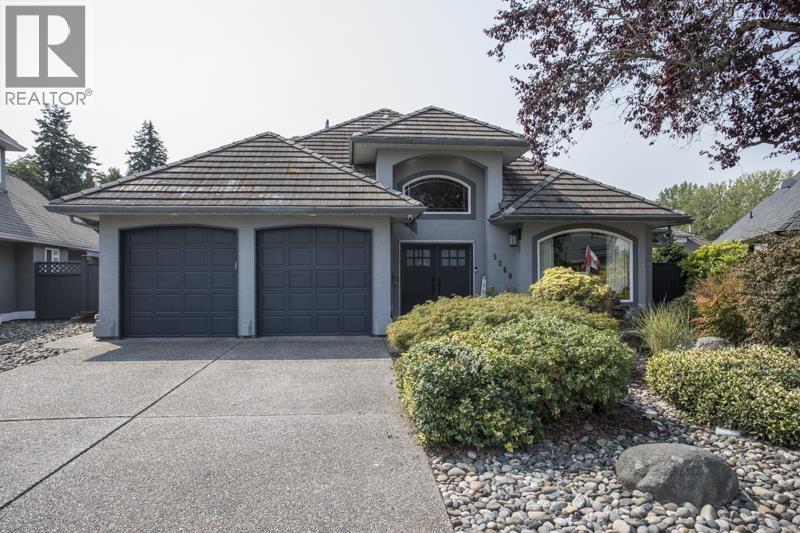 5268 St Andrews Place Property Photo 1