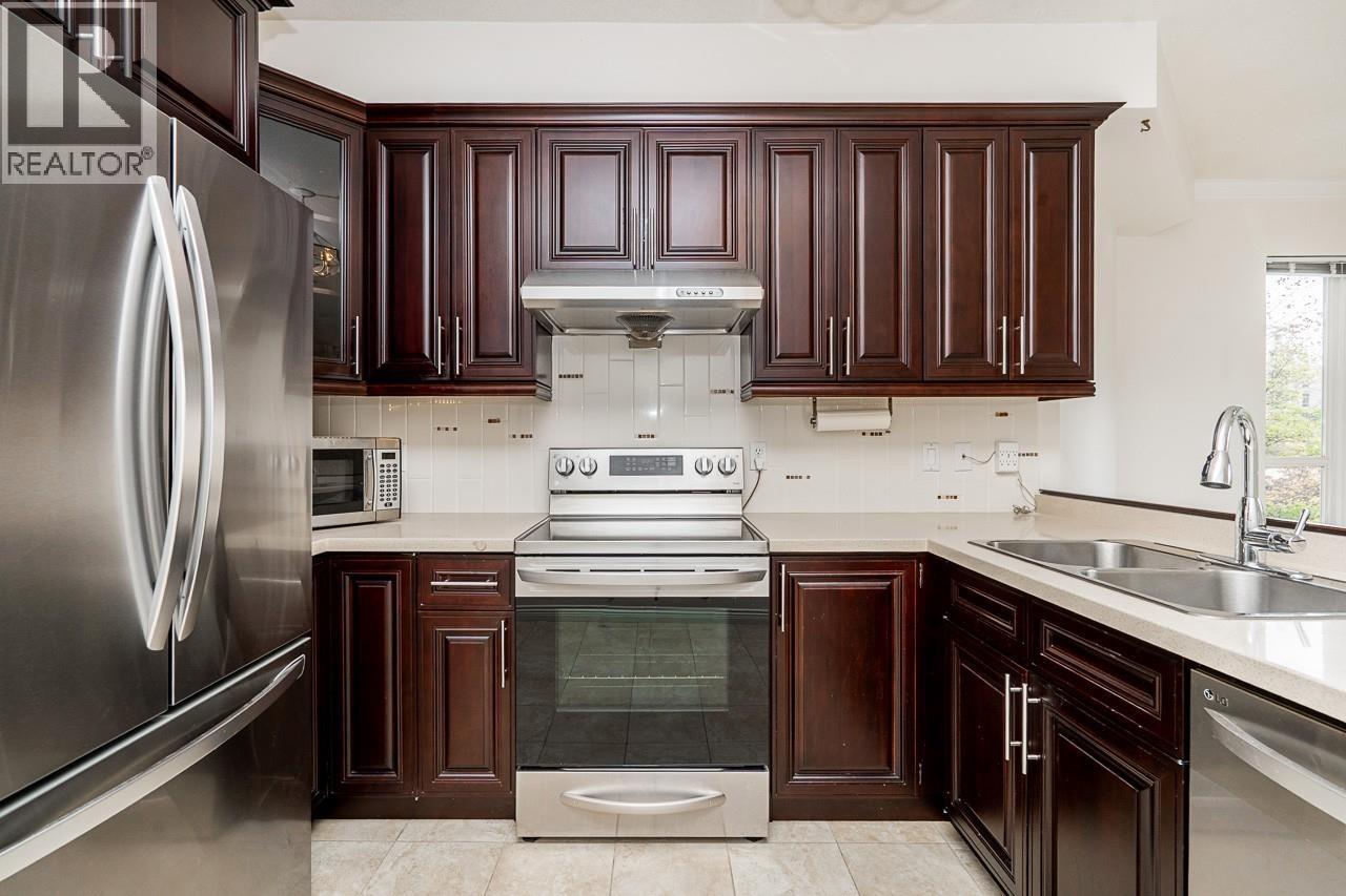 312 3098 Guildford Way Property Photo 6