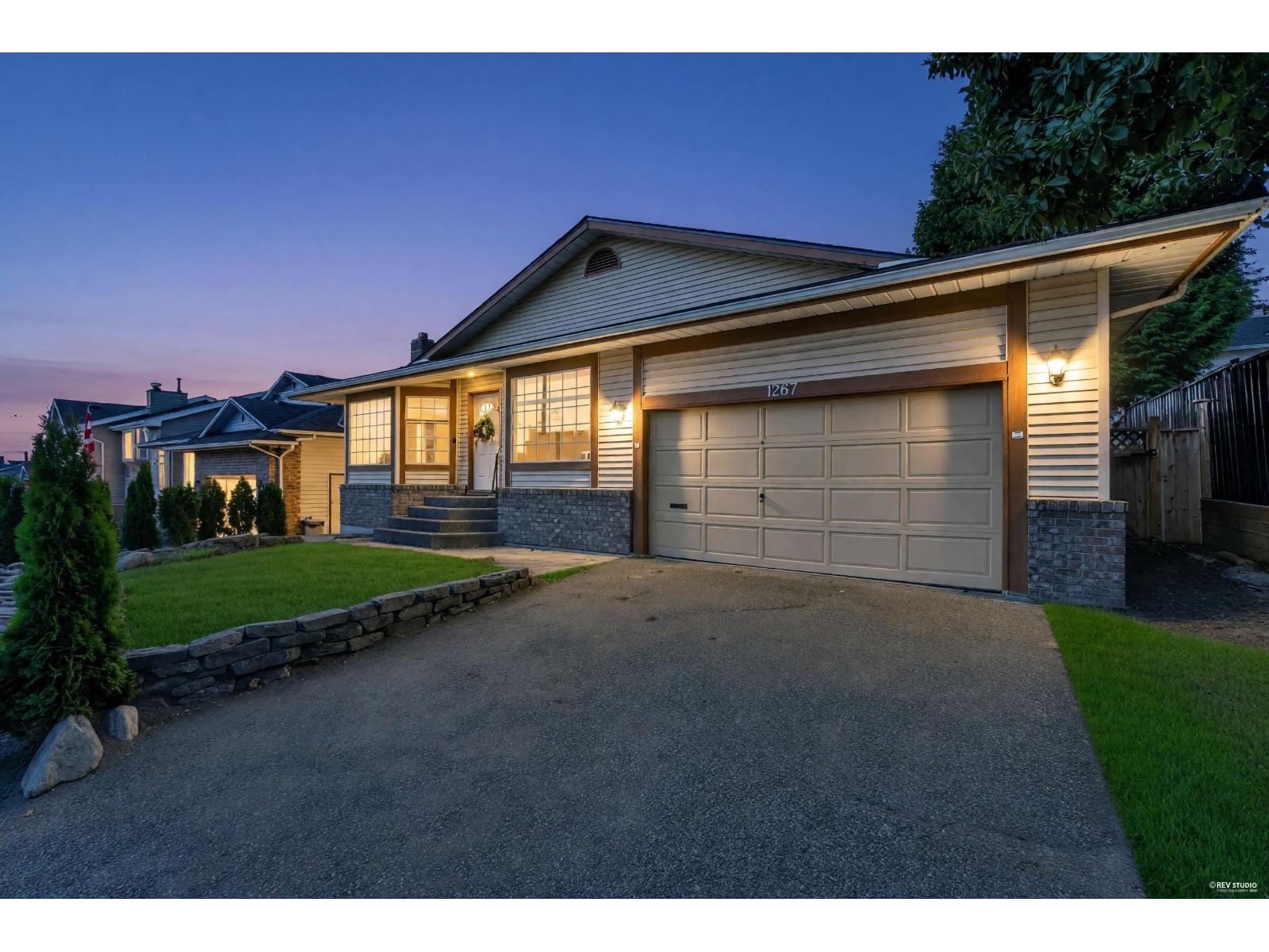1267 Finlay Street Property Photo 3
