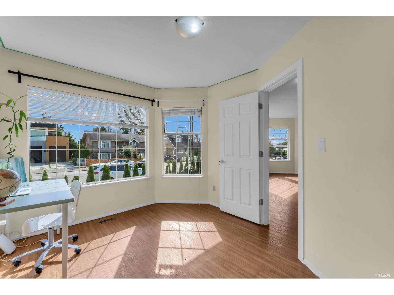 1267 Finlay Street Property Photo 11