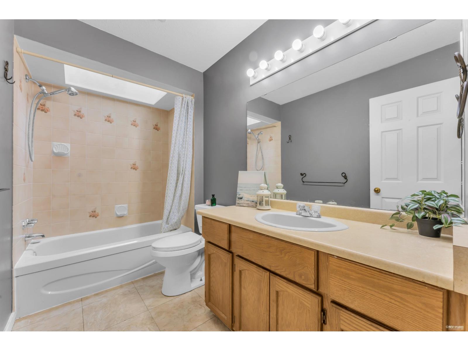 1267 Finlay Street Property Photo 23
