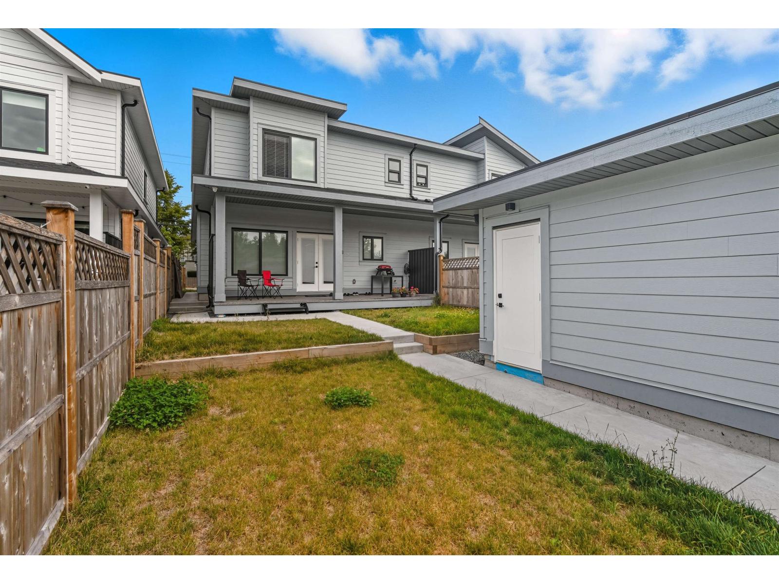 18470 64 Avenue Property Photo 20