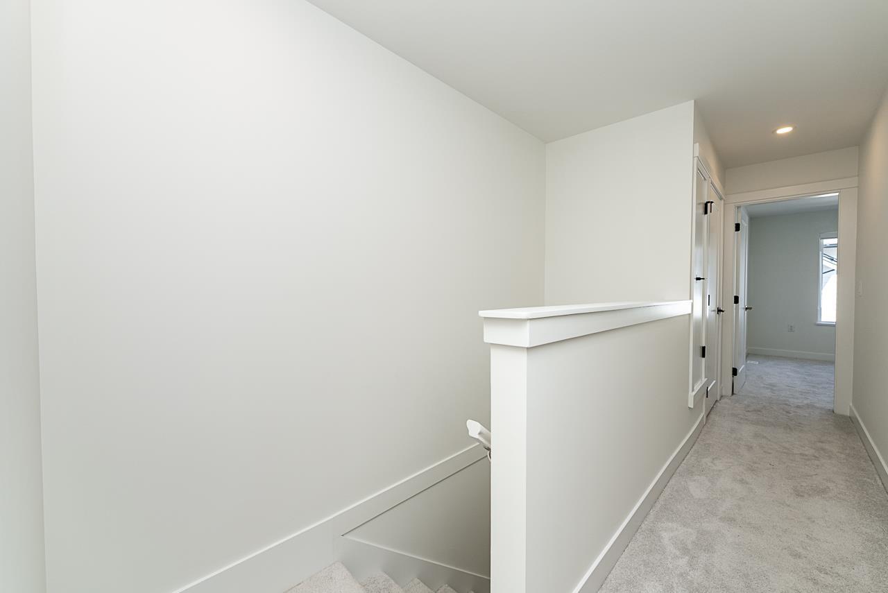 9 10527 155 Street Property Photo 10