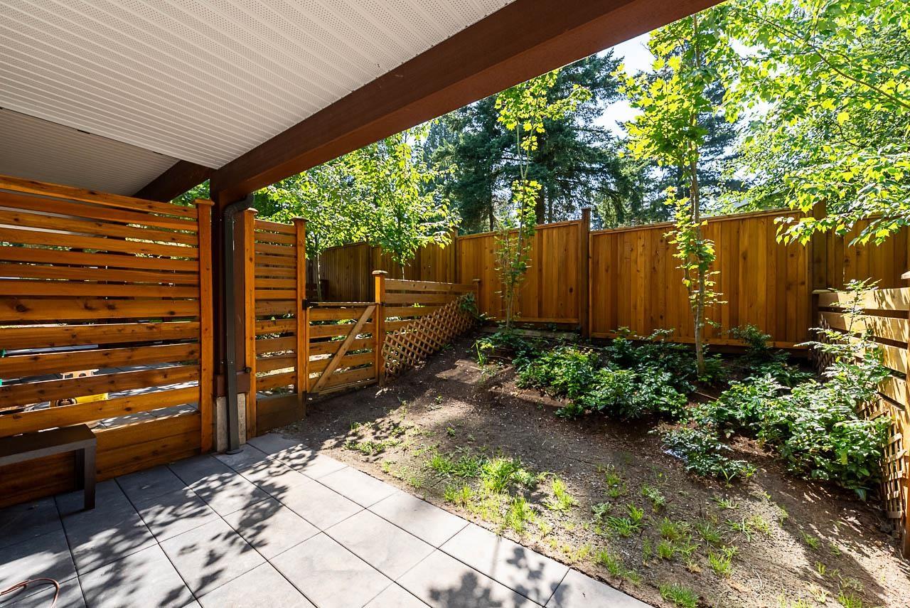 9 10527 155 Street Property Photo 17