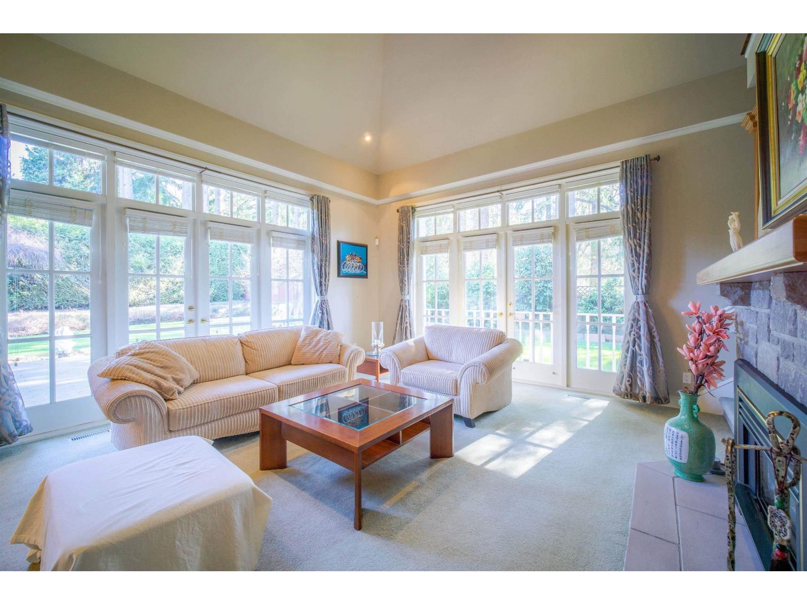 2530 138a Street Property Photo 5