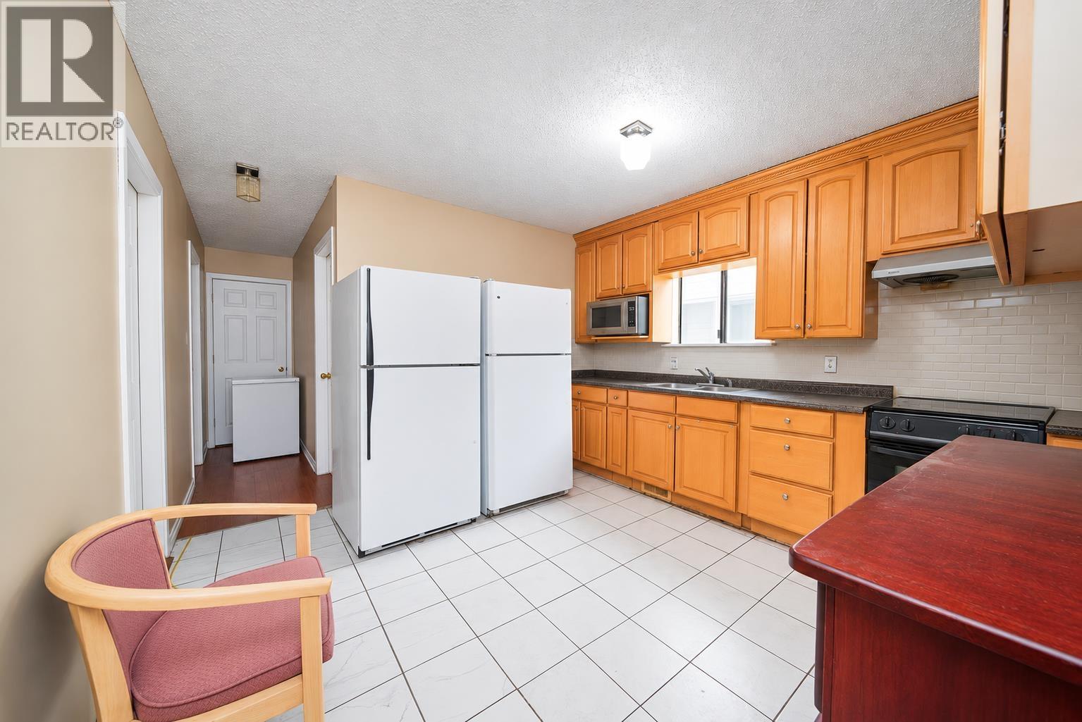4940 Killarney Street Property Photo 3