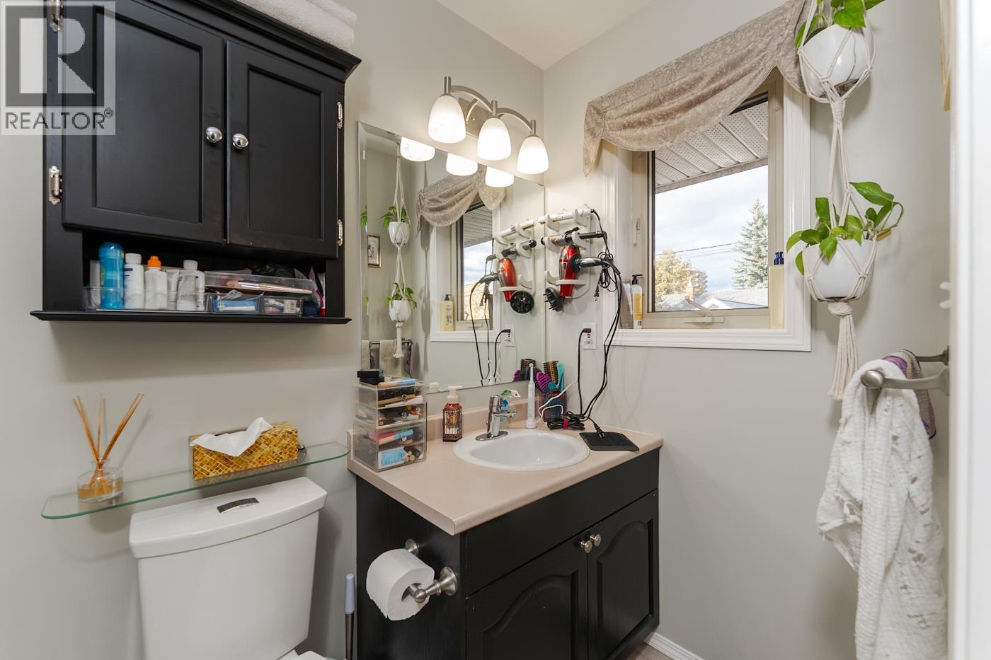 1772 6th Avenue Property Photo 22