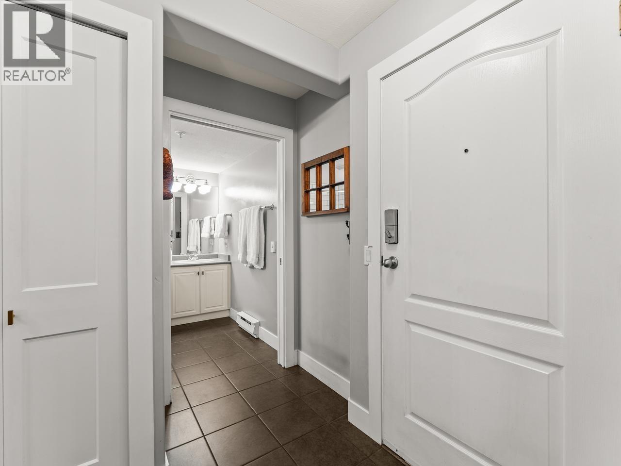 117 5900 Dover Crescent Property Photo 17
