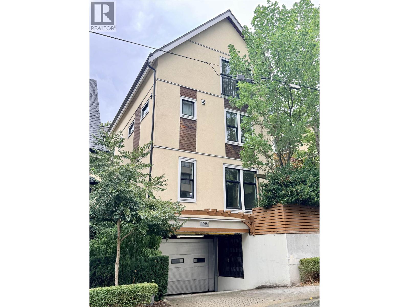 1080 Nicola Street Property Photo 1