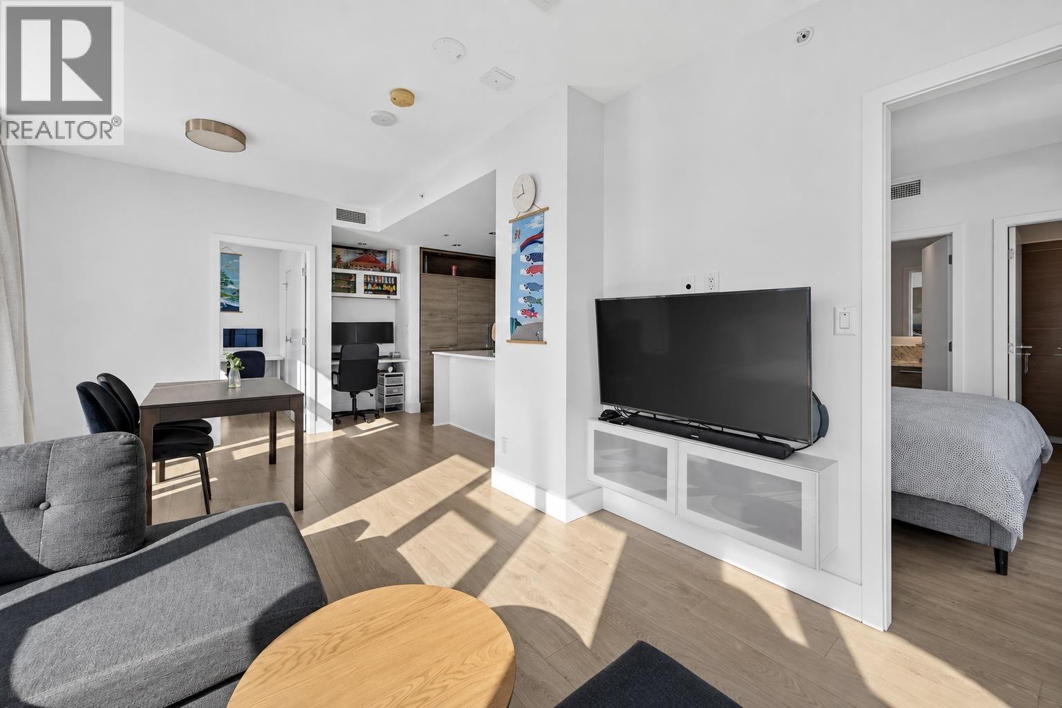 2807 7388 Kingsway Property Photo 14