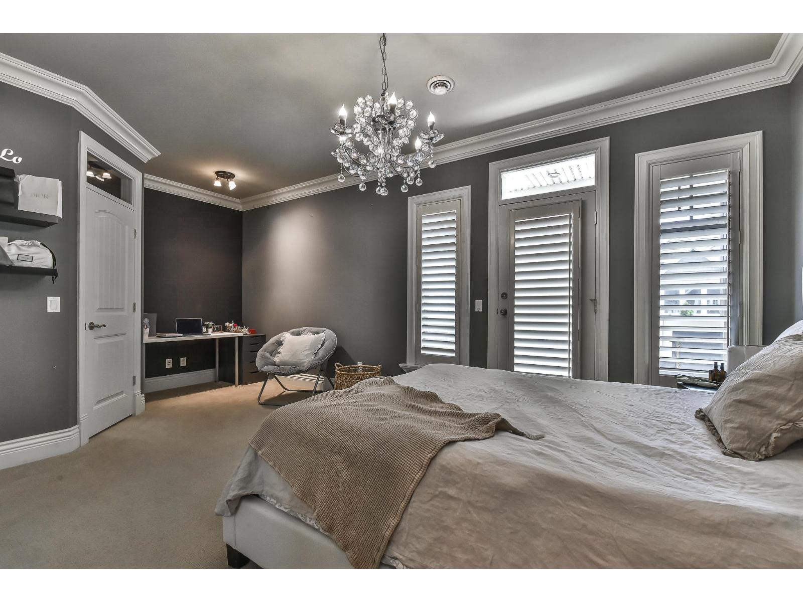 13438 24 Avenue Property Photo 27