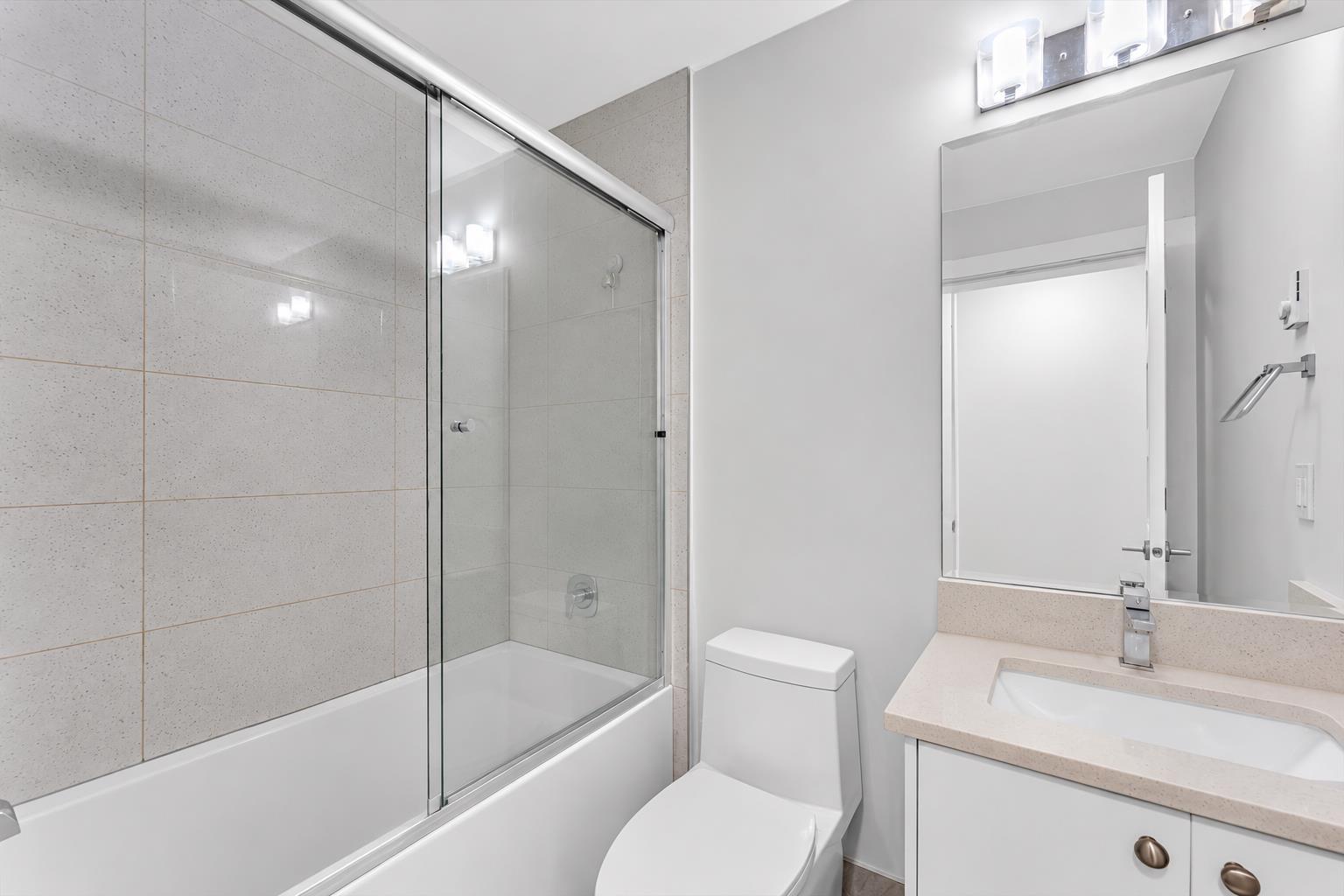 16520 20a Avenue Property Photo 16
