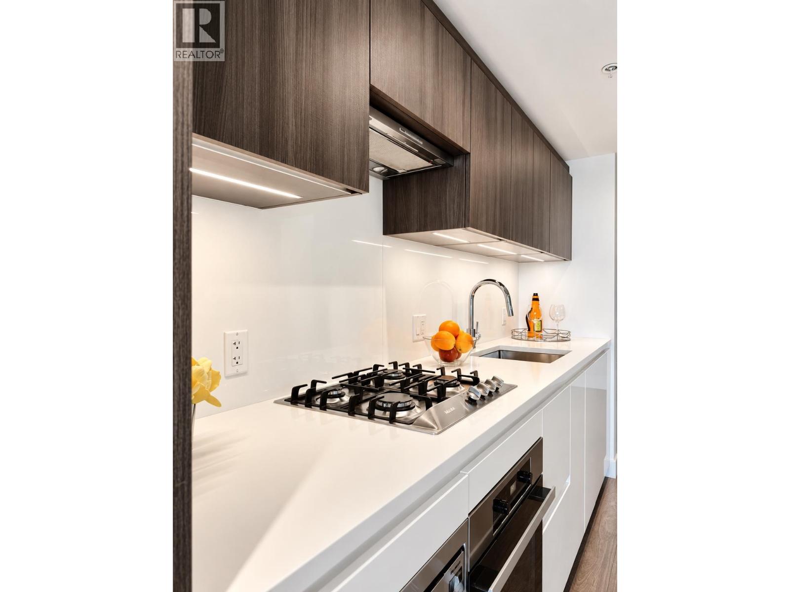 725 8133 Cook Road Property Photo 10