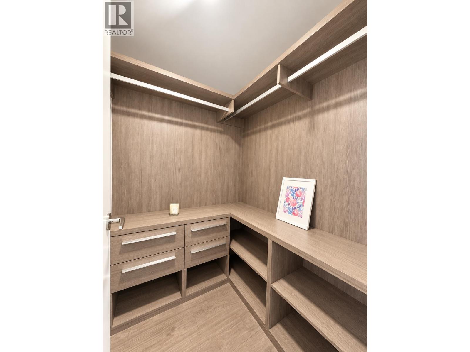 725 8133 Cook Road Property Photo 14