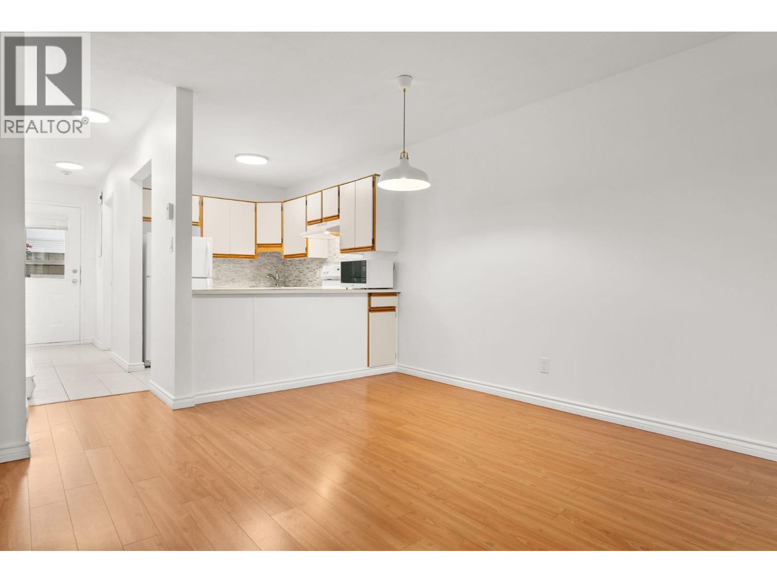 130 12000 First Avenue Property Photo 18