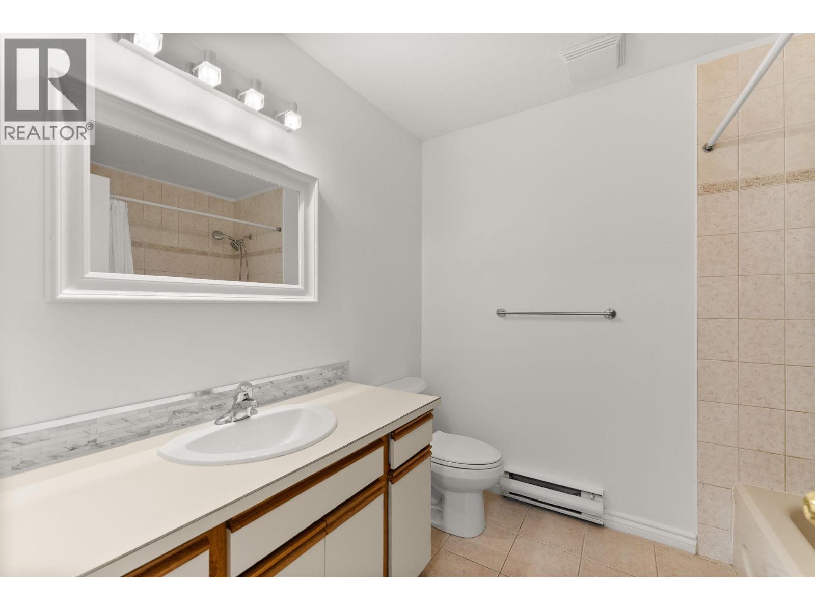 130 12000 First Avenue Property Photo 27
