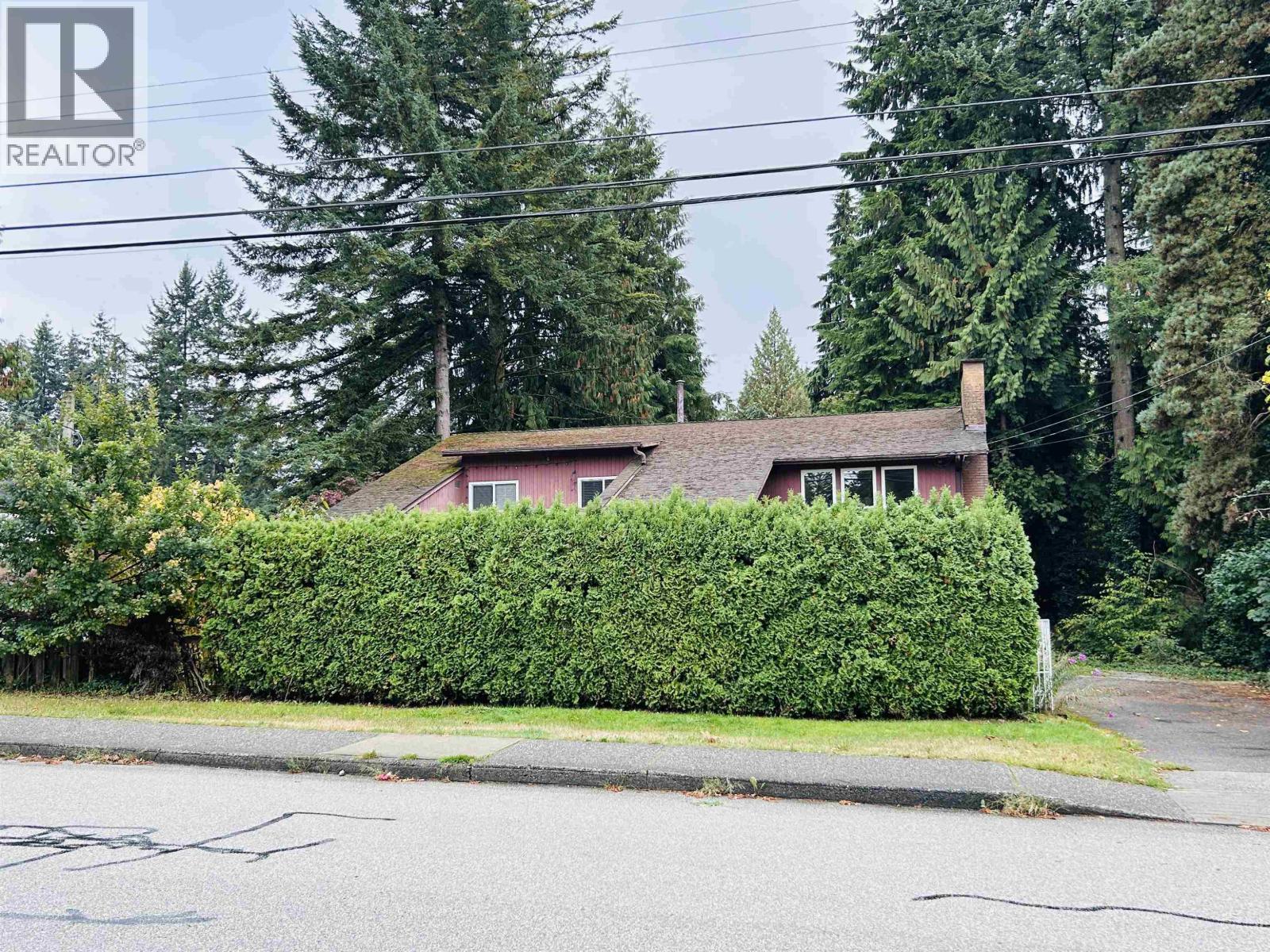 1404 Winslow Avenue Property Photo 2