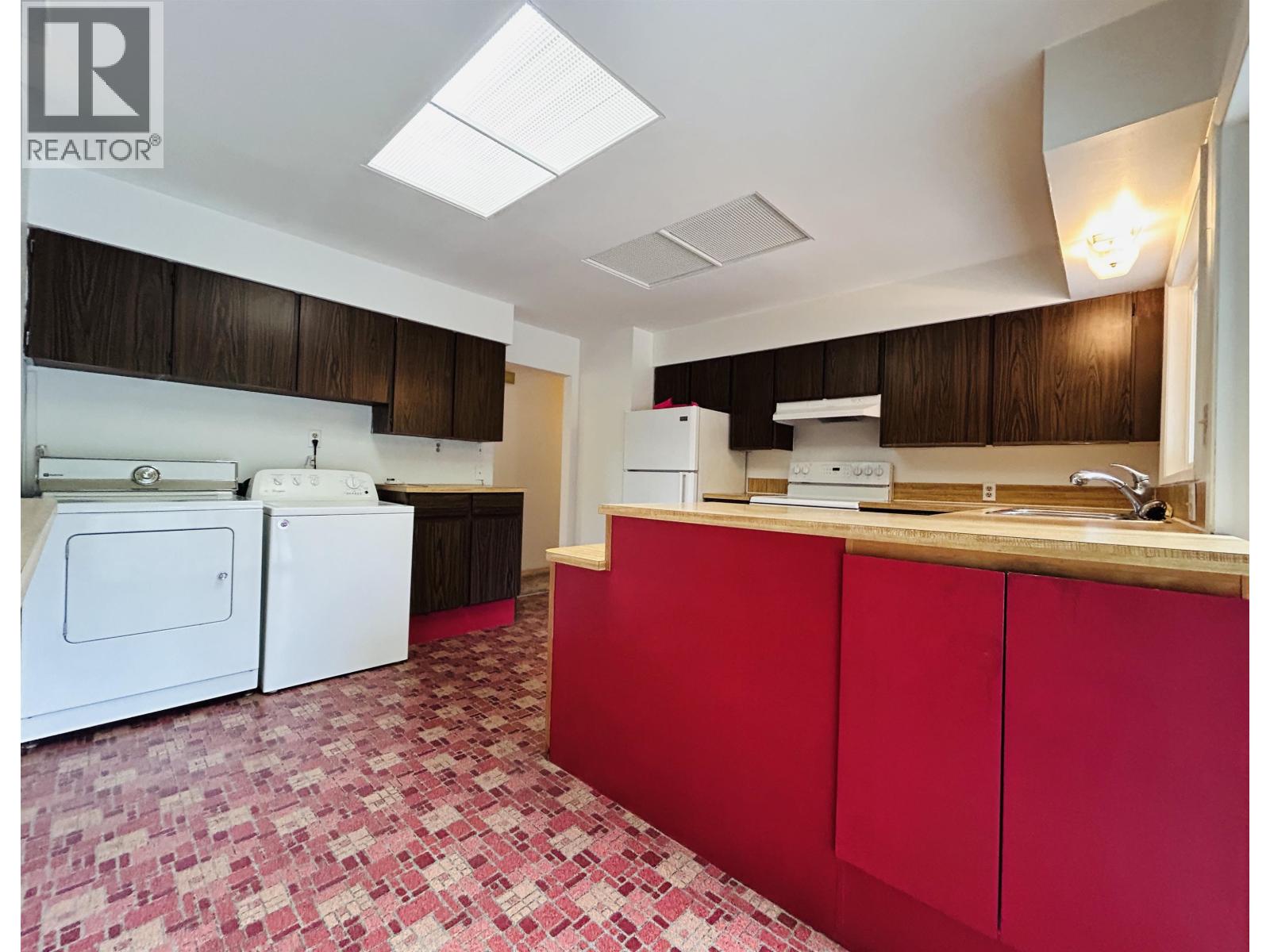 1404 Winslow Avenue Property Photo 9