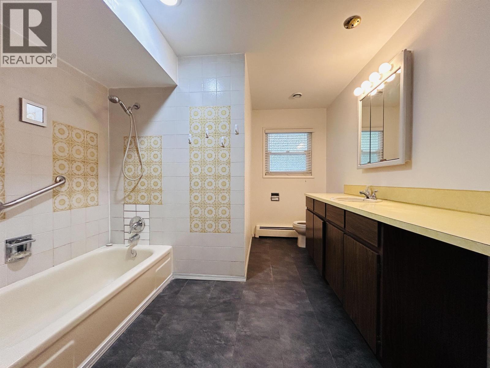 1404 Winslow Avenue Property Photo 14