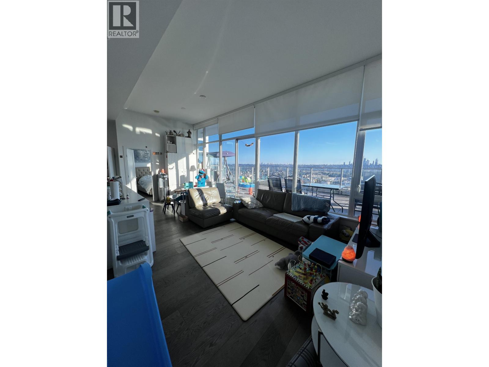2311 Beta Property Photo 3