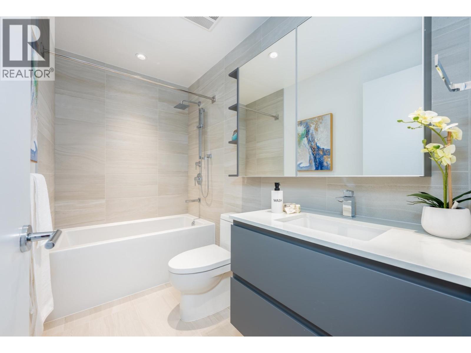 420 6300 Minoru Boulevard Property Photo 11