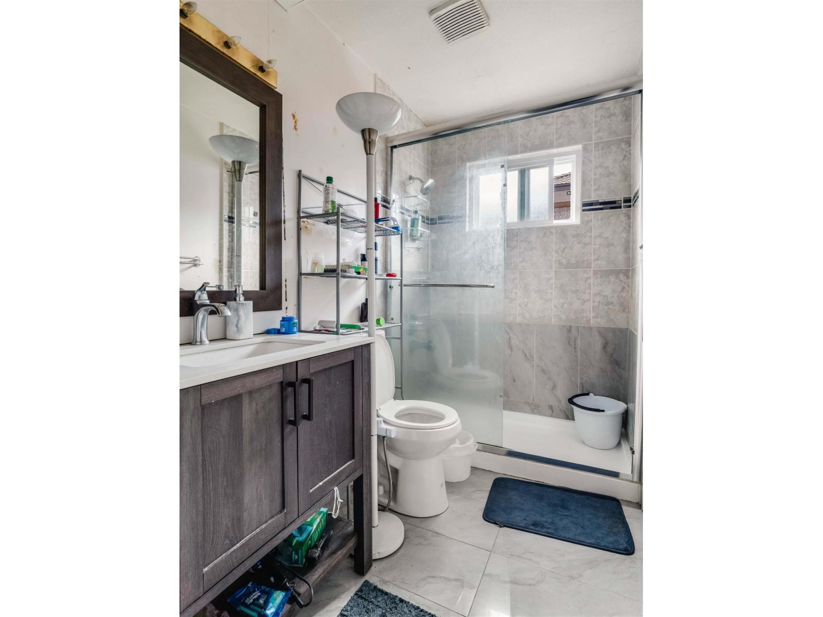 7078 126a Street Property Photo 24