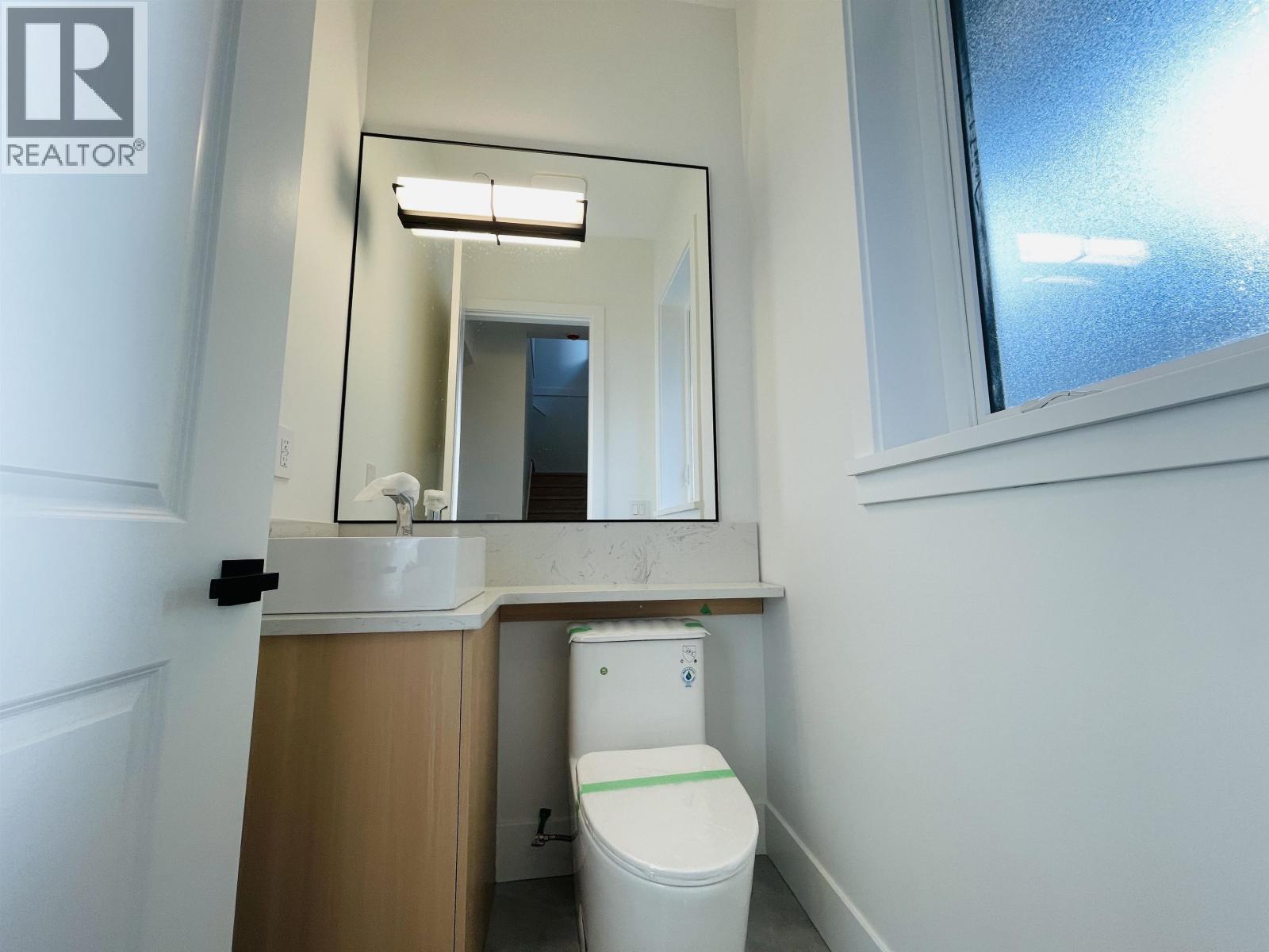 2450 Harrison Drive Property Photo 4