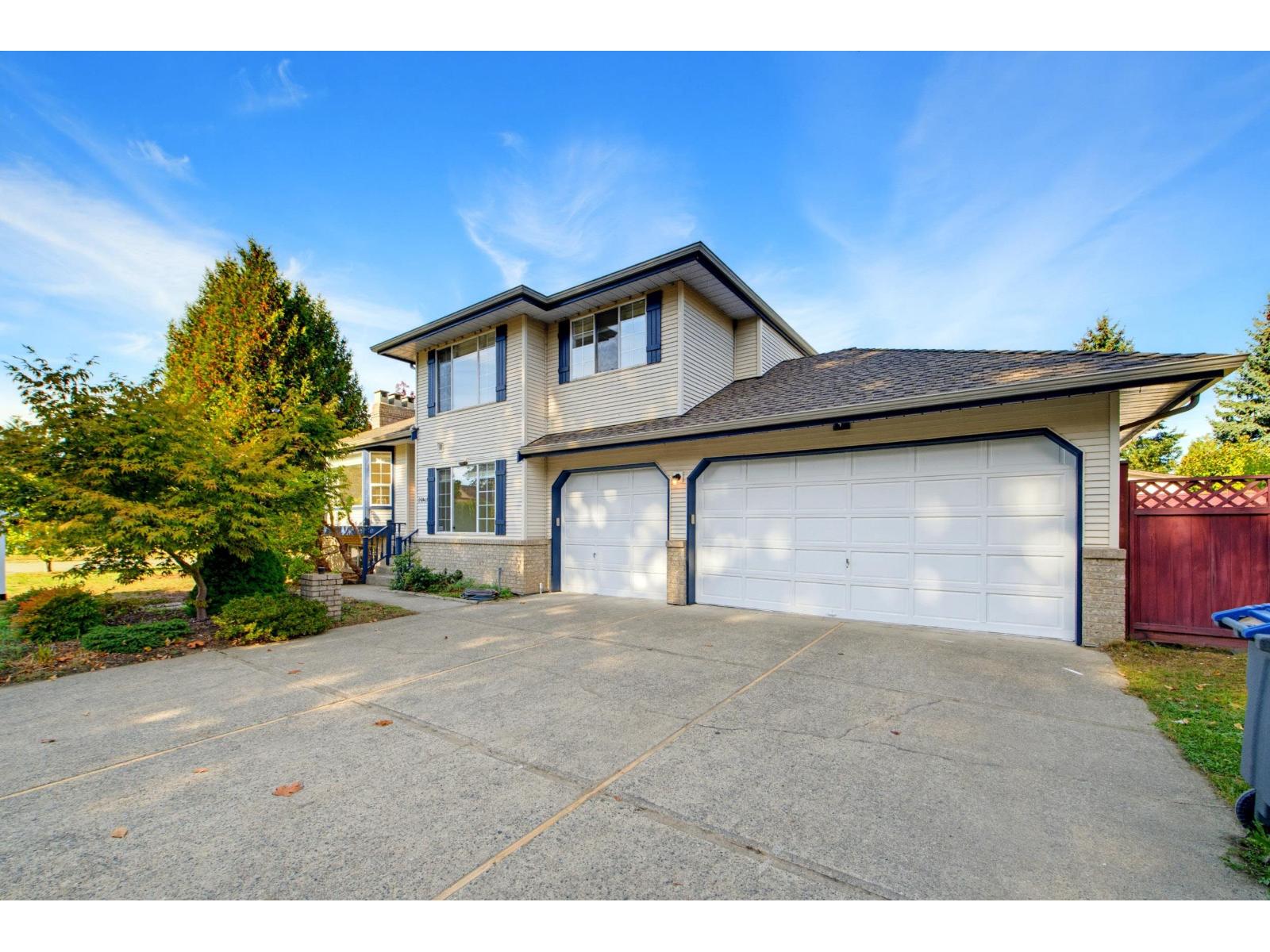 15911 111 Avenue Property Photo 5
