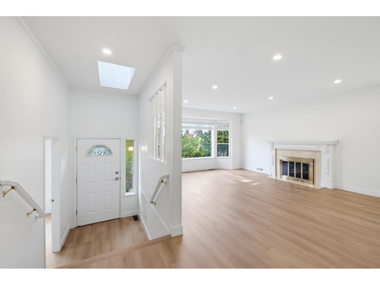15911 111 Avenue Property Photo 6