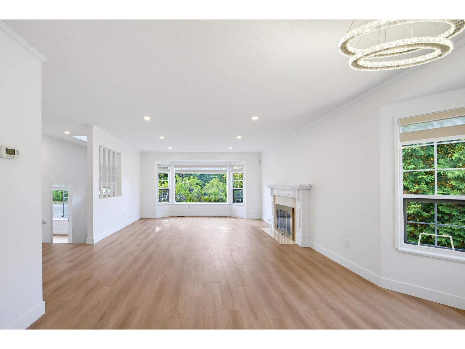 15911 111 Avenue Property Photo 7