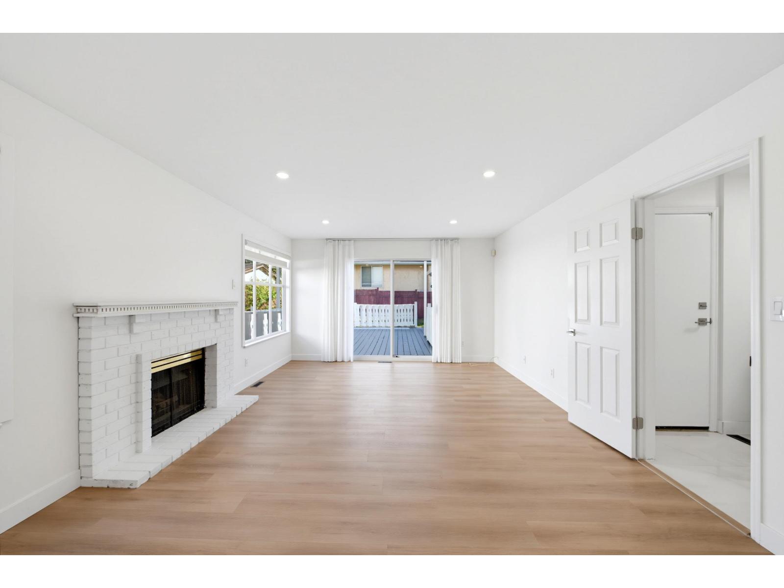 15911 111 Avenue Property Photo 22