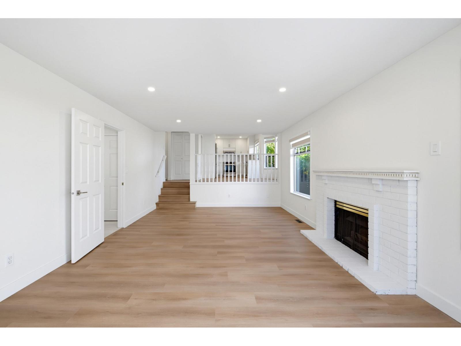 15911 111 Avenue Property Photo 24