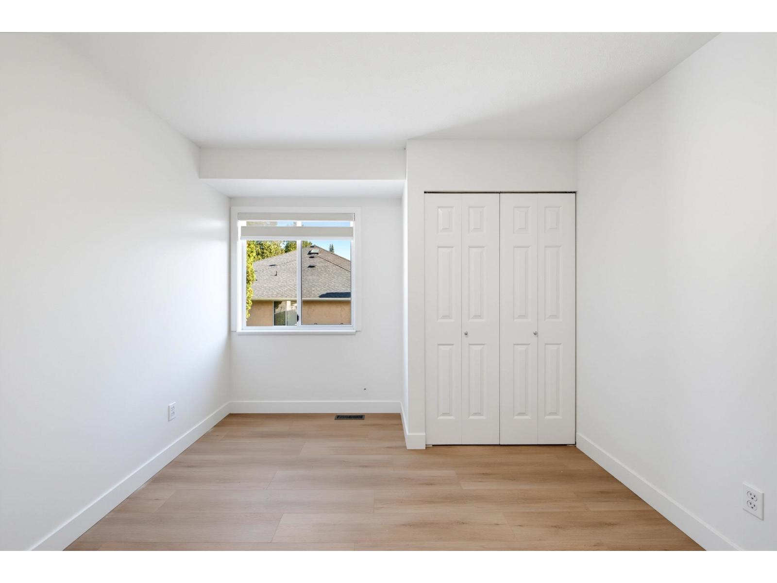 15911 111 Avenue Property Photo 32