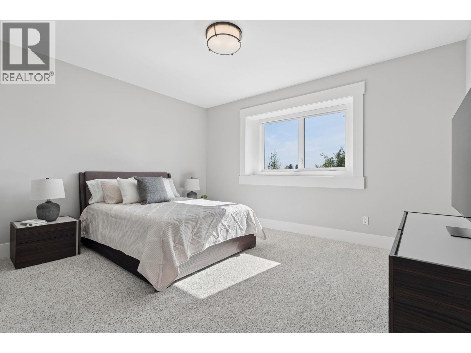 7628 Steveston Highway Property Photo 29