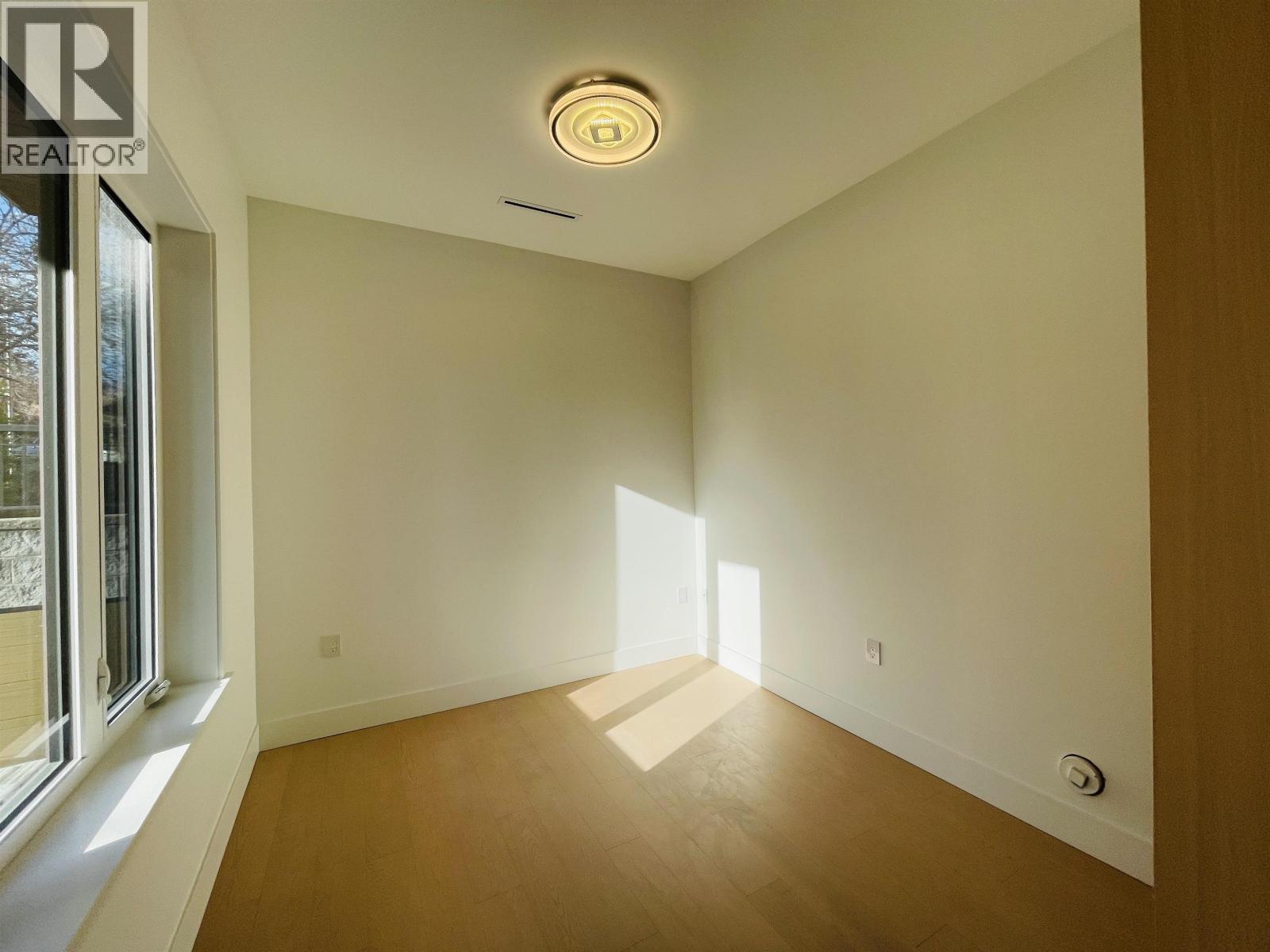 1 2452 Harrison Drive Property Photo 14