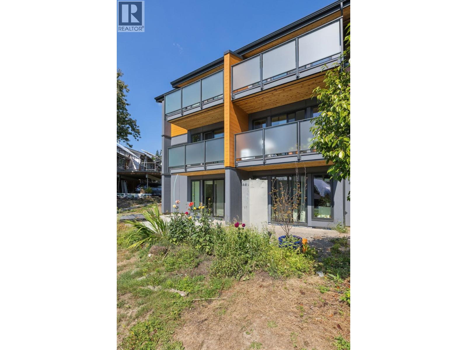 1084 Lillooet Road Property Photo 3