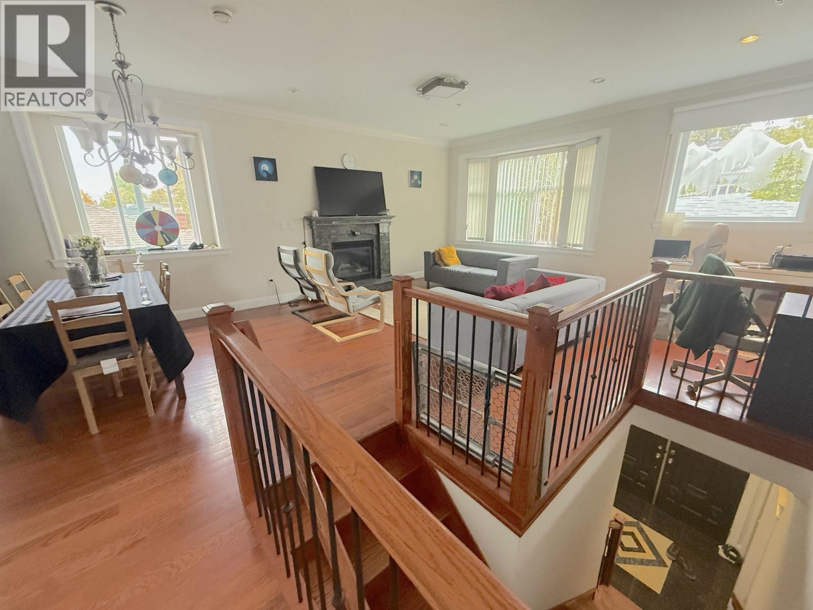 5421 Fleming Street Property Photo 2
