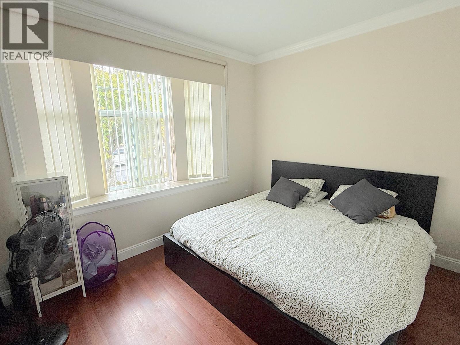 5421 Fleming Street Property Photo 8