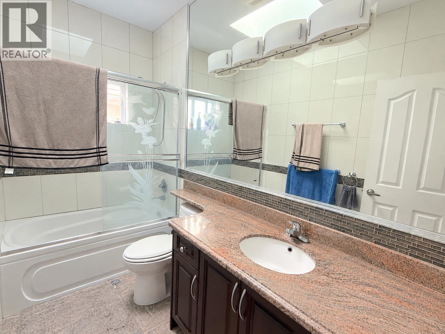 5421 Fleming Street Property Photo 11