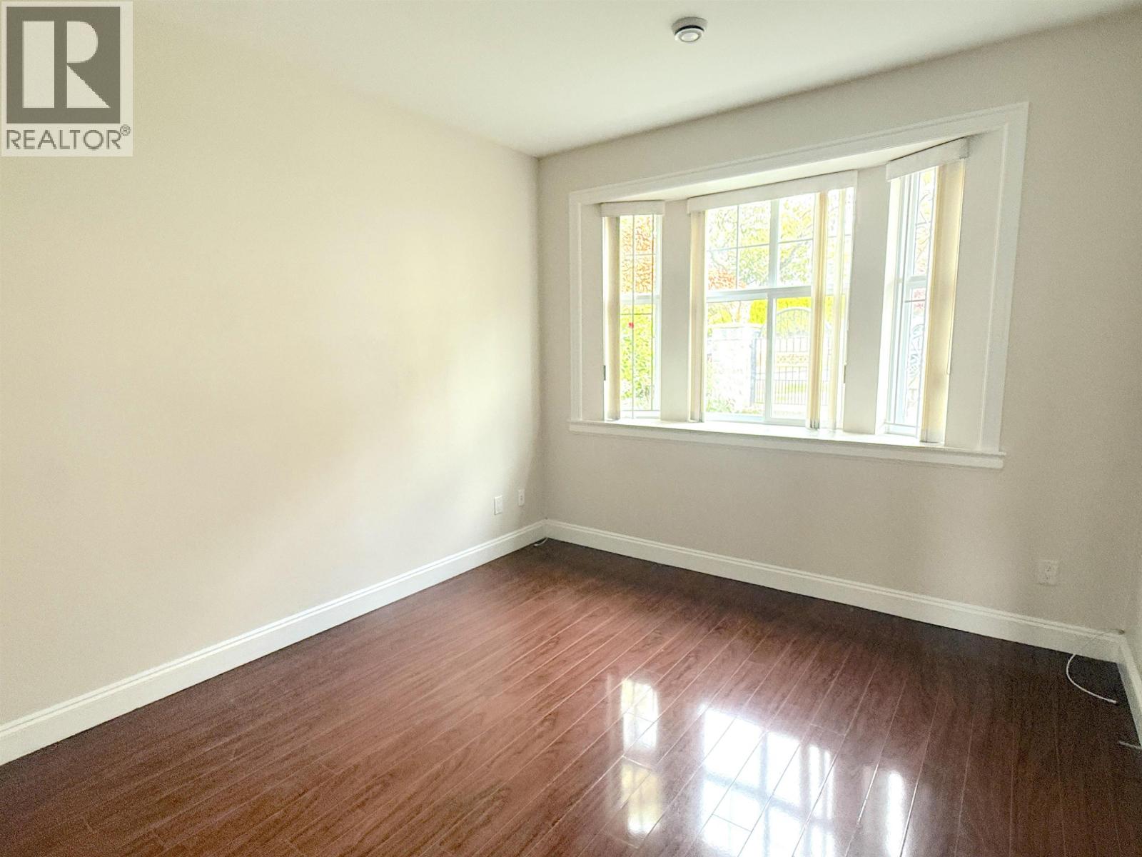 5421 Fleming Street Property Photo 17