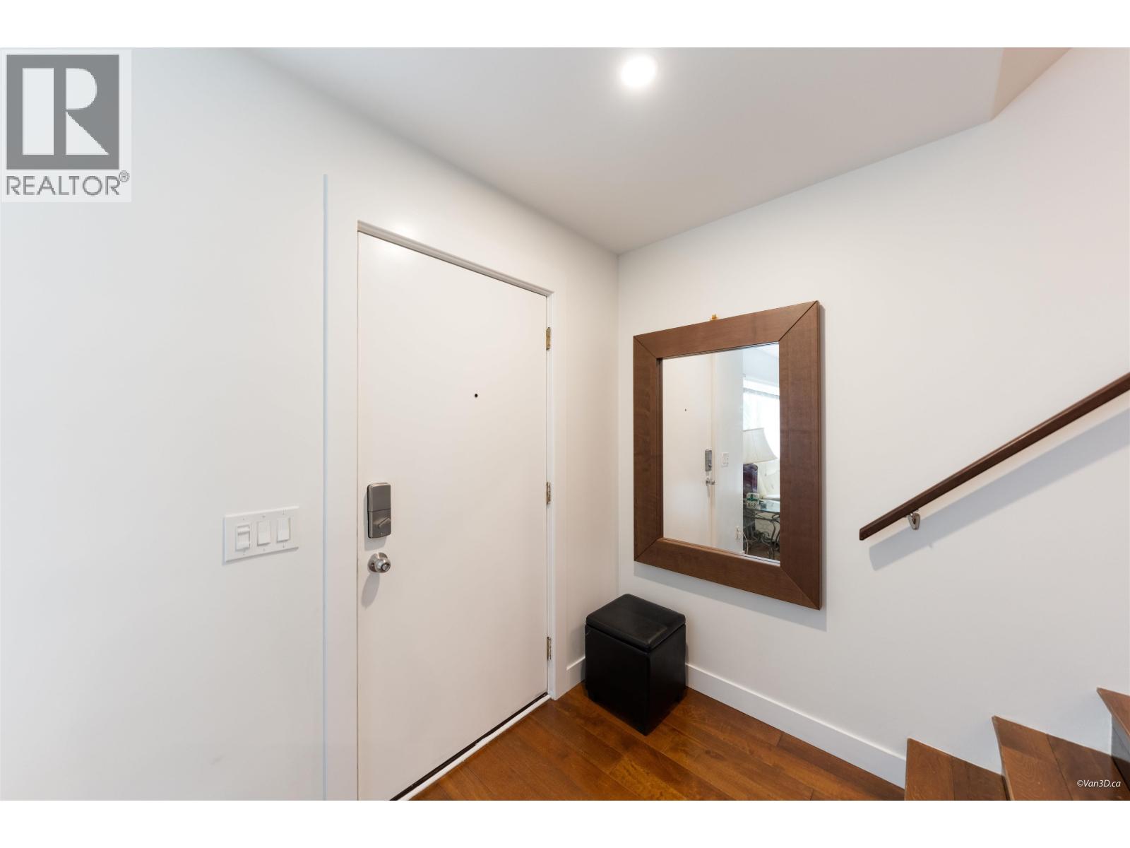 2 8745 Government Street Property Photo 14