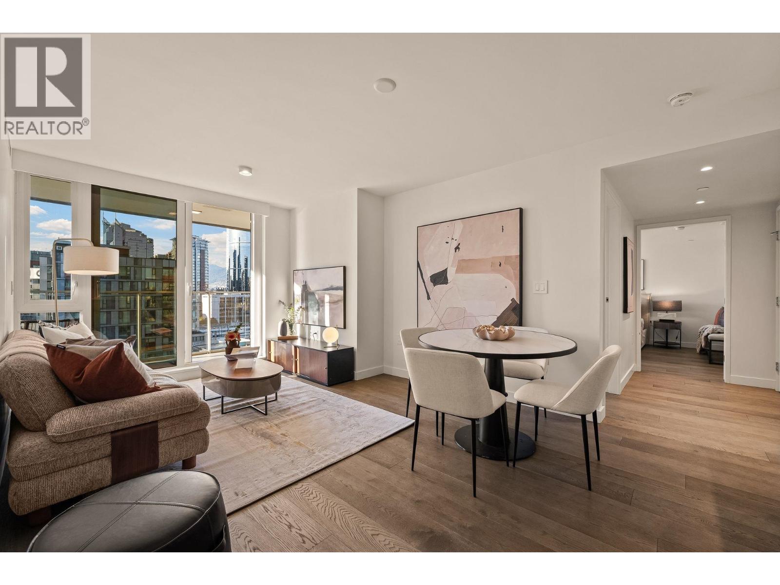 1610 1111 Richards Street Property Photo 7