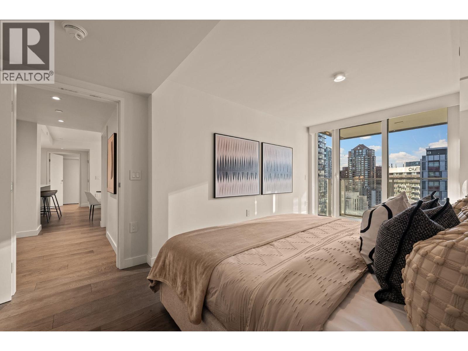 1610 1111 Richards Street Property Photo 10